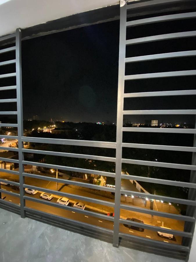 City Park Apartments - B&B Osh