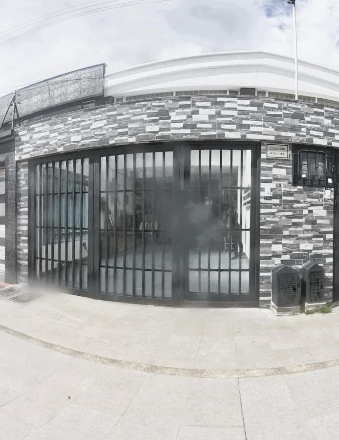 Casa de huéspedes Embajada Americana Aeropuerto - B&B Bogotá