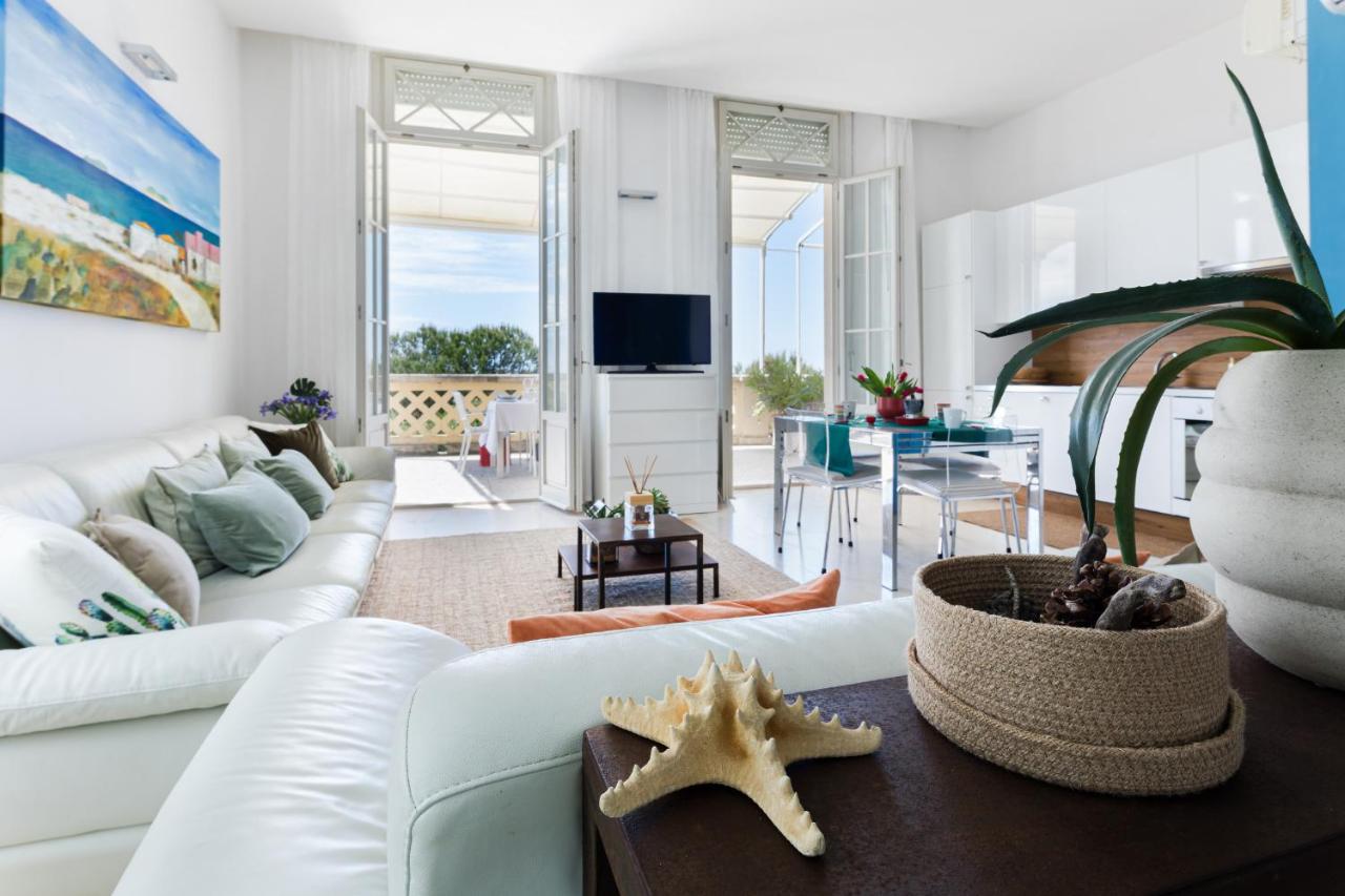 Amazing Sea View Flat - Ferienwohnung Tirrenia