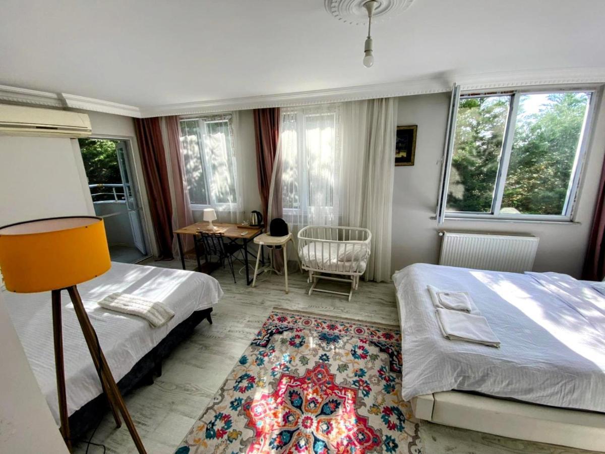 Habitación Cuádruple Económica con baño compartido