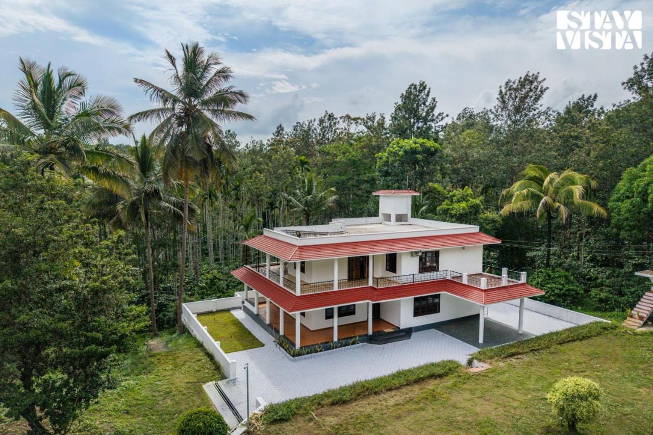 The Canopy 3BR Coorg - B&B Suntikoppa