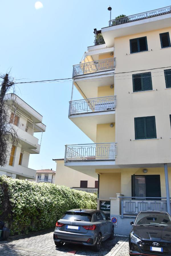 Casa Corallo - Bed and Breakfast Lido di Camaiore