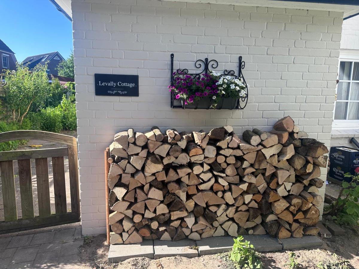 Levally Cottage vor den Toren Hamburgs - B&B Tangstedt