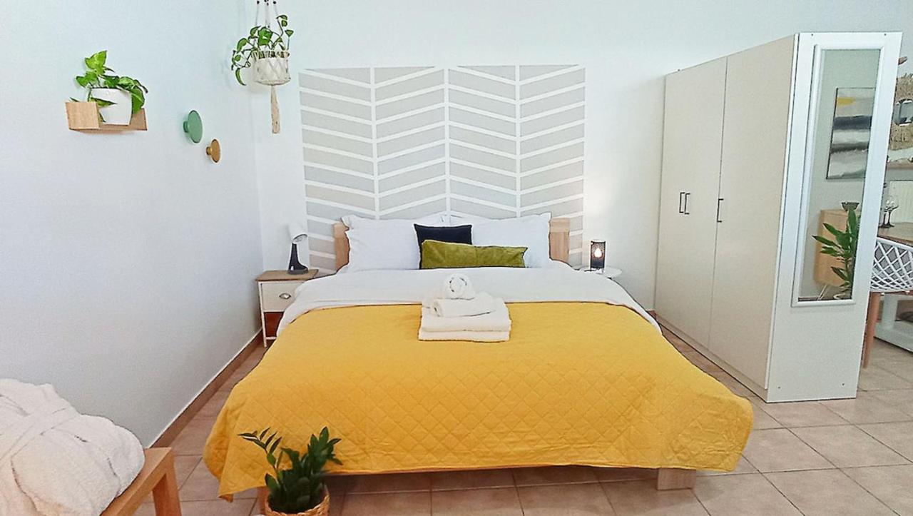 Relaxing Studio Apt 1 min to Highway Parking - Bed and Breakfast Athene