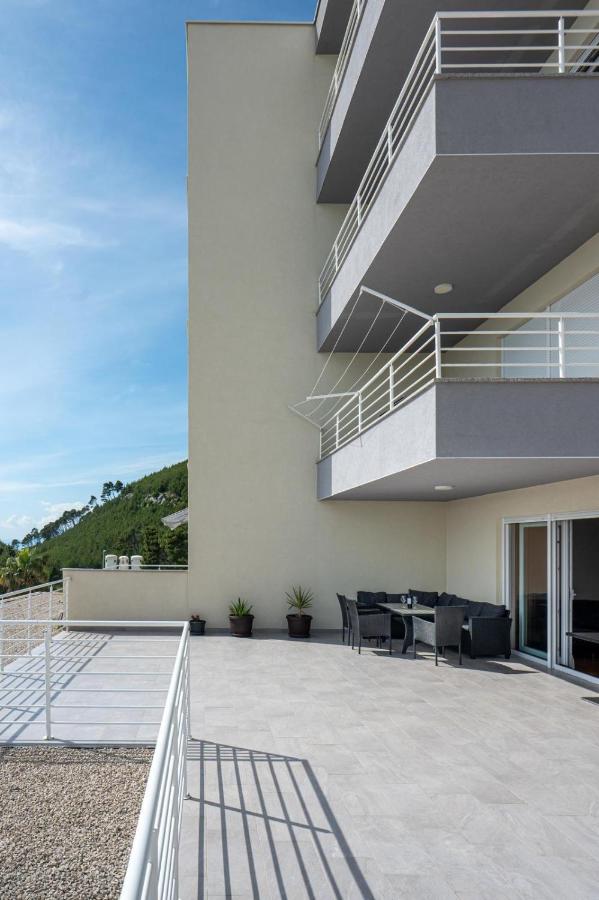 Theo Seaview Apartments Makarska - B&B Makarska