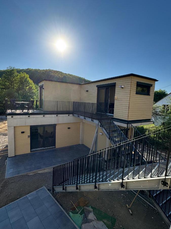 Luxuscontainer am Nürburgring #4 - Ferienwohnung Adenau