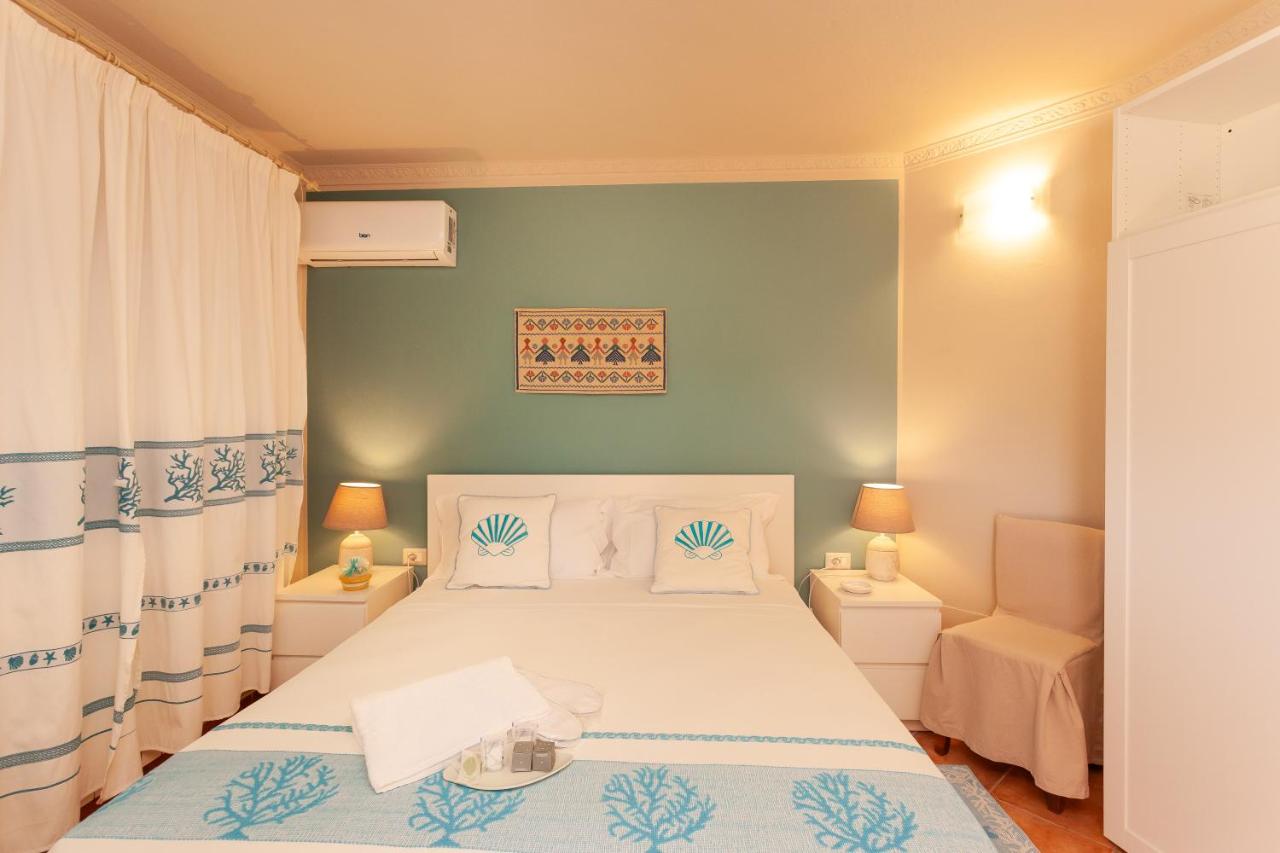 Habitación Doble Deluxe con balcón y vistas al mar