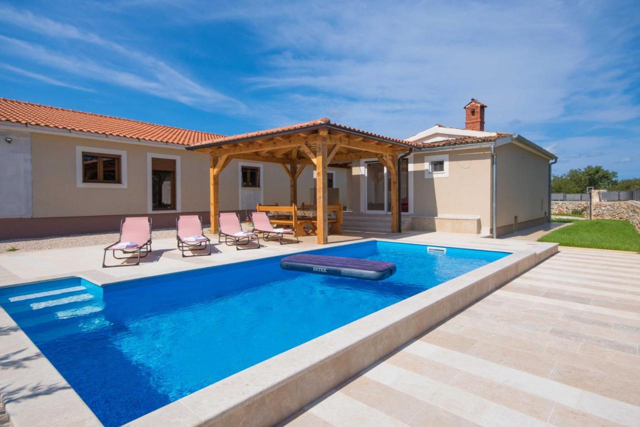 Villa Monkodonja, a charming summer retreat near Rovinj - B&B Rovinj
