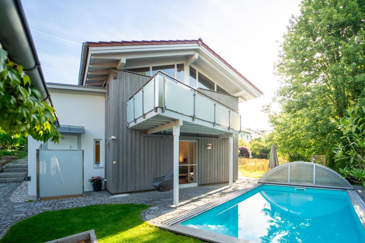 Golf Cocoon - Poolhaus am Golf Resort - B&B Haarbach