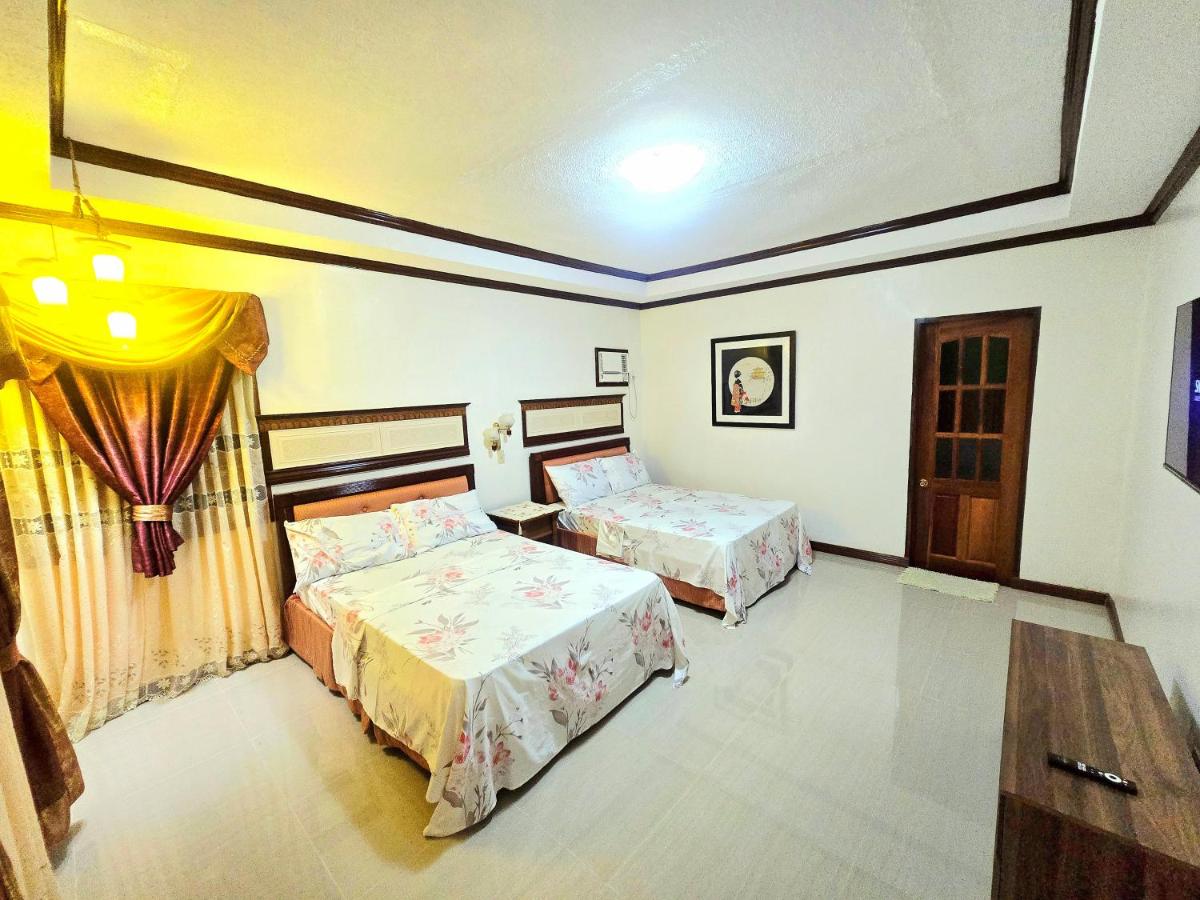 Habitación Familiar con vistas al jardín