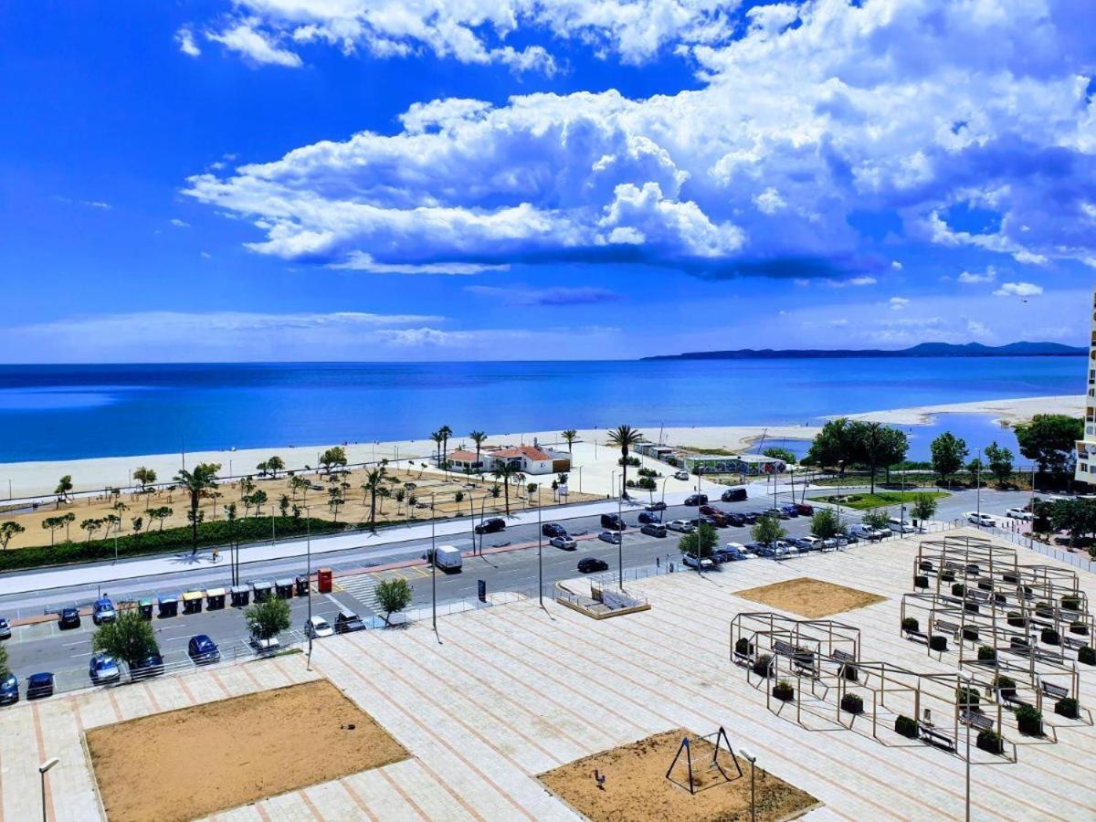 Empuriabrava apartment, sea view - B&B Empuriabrava