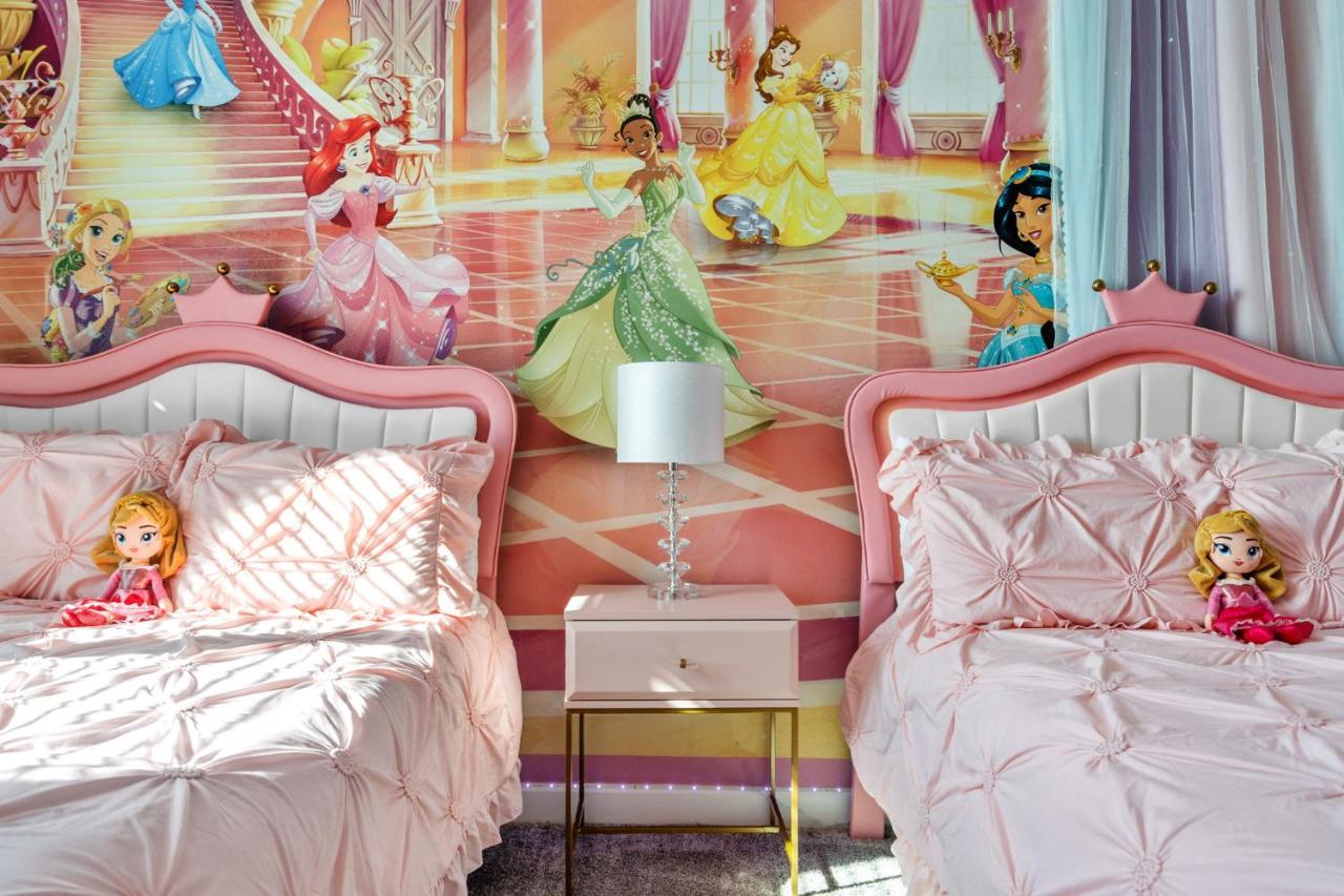 Chic 5Bed Home with Themed Rooms - B&B Kissimmee