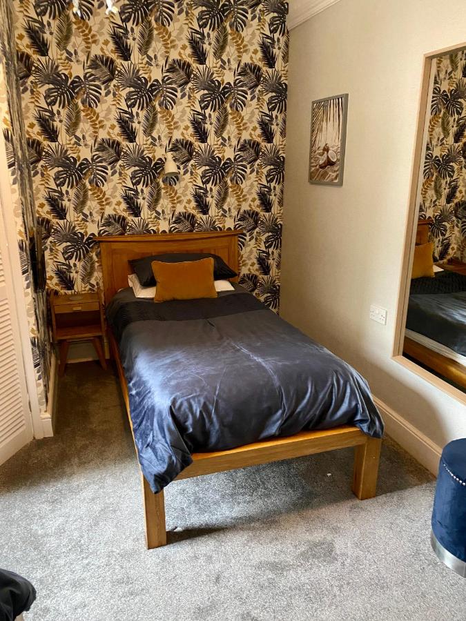 Chambre Lits Jumeaux avec Salle de Bains