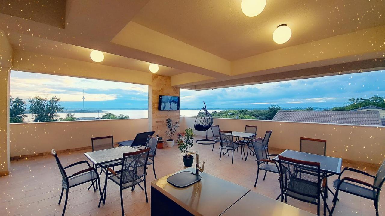 Zweibettzimmer mit Seeblick