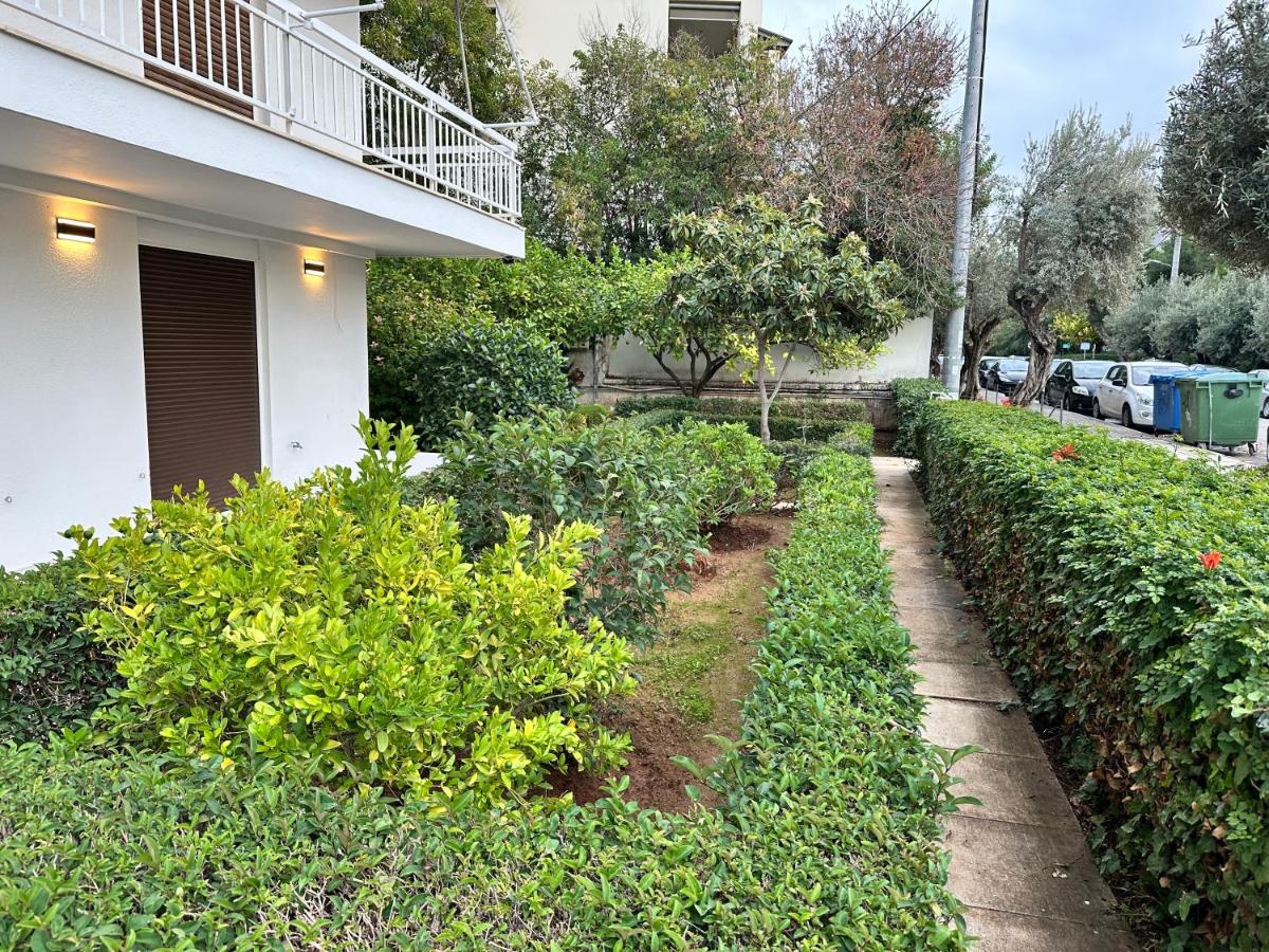 Urban Calm Glyfada Getaway 2BD - Ferienwohnung Athen