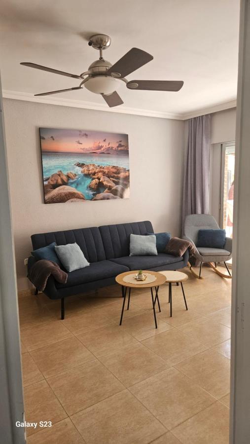 Stylowy apartament 100 metrów od plaży - B&B Torrevieja