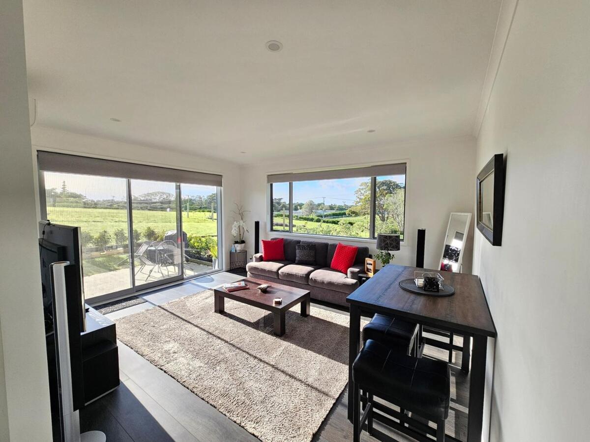 Kumeu Wine Region Escape Near All Wedding Venues And Wineries - B&B Kumeu