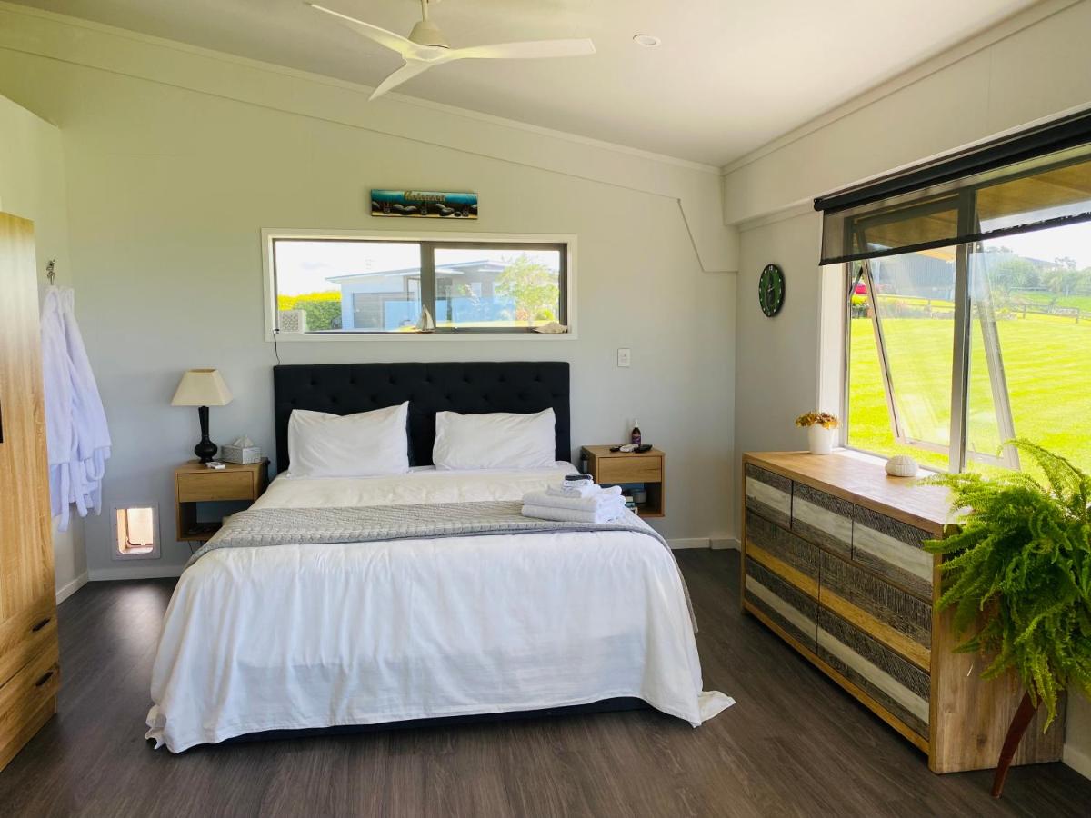 Kamer met Kingsize Bed en Uitzicht op Zee