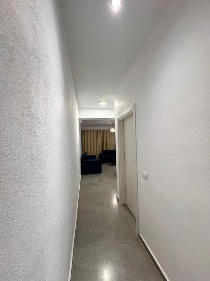 One-Bedroom Apartment with Balcony