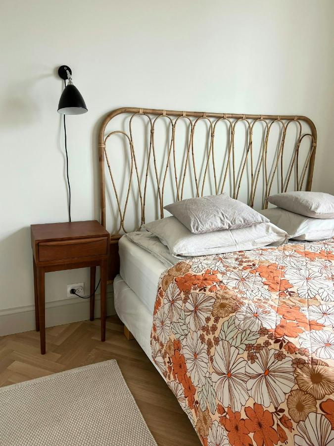 Historic Apartment At Karljohansvern In Horten - Chambres d'hôtes Horten