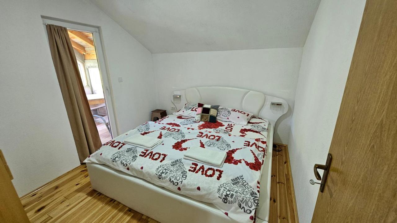 Rooms DVORIŠTA - B&B