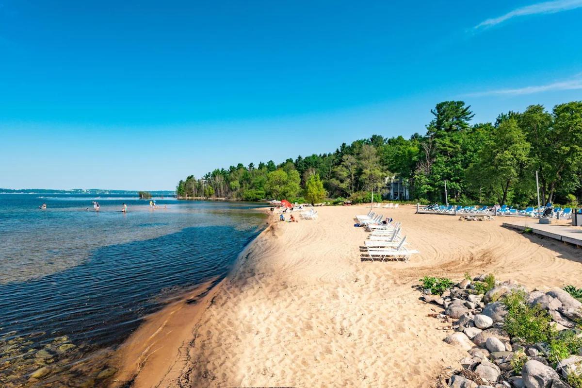 Cozy Country Lakeside Condo 5705 - Ferienwohnung Traverse City