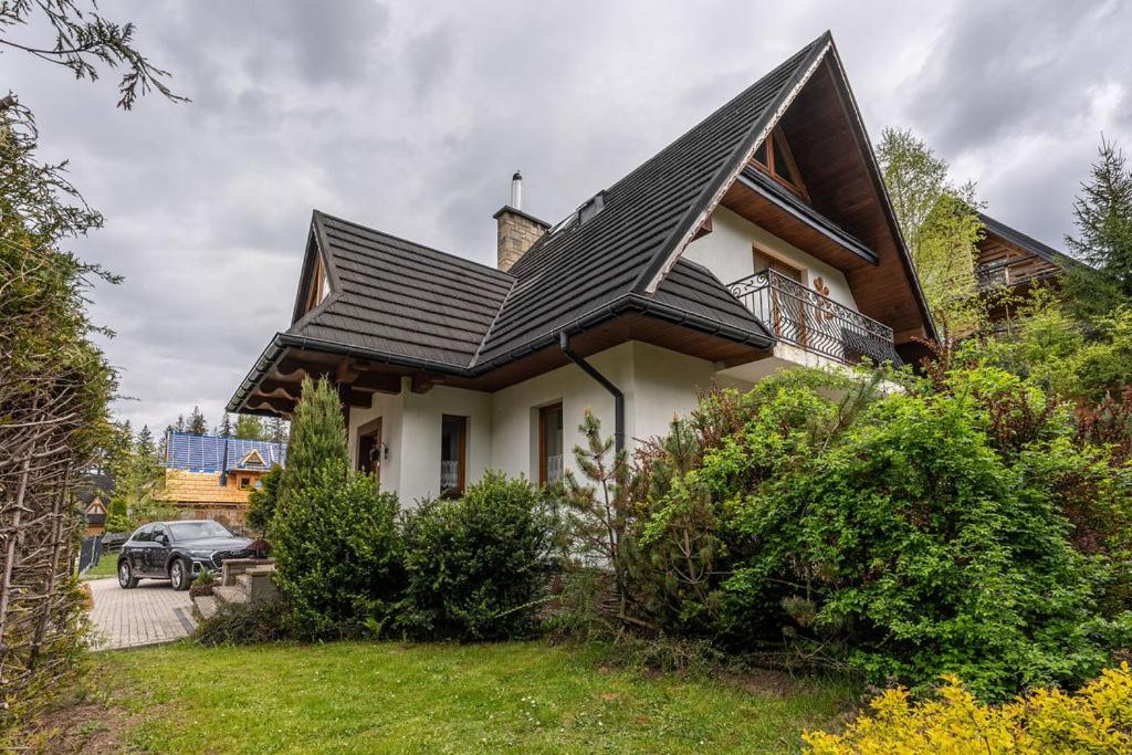 Golden Villa Zakopane Jacuzzi - Grill - Taras z Widokiem - Prywatny Ogród - B&B Kościelisko