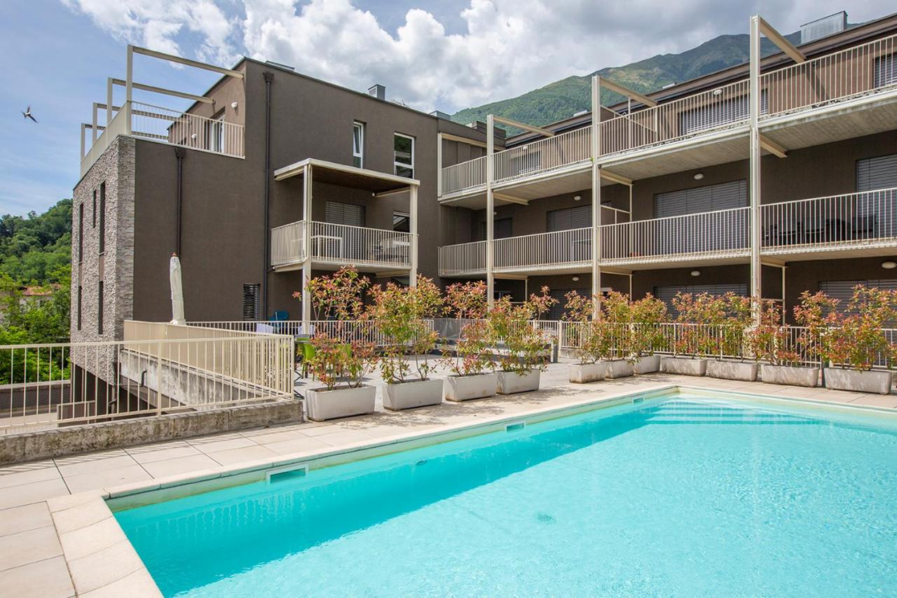 Larius Apartment-Residence with Pool on Lake Como - B&B Musso