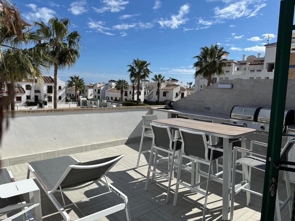 Casa Muchomas - Villamartín - Bed and Breakfast Urbanizacion los Balcones