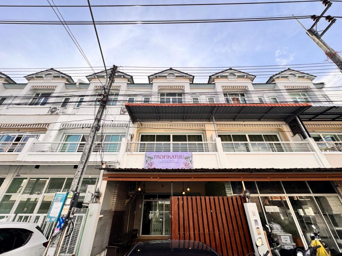 Tropikathu Guest House - B&B Kathu