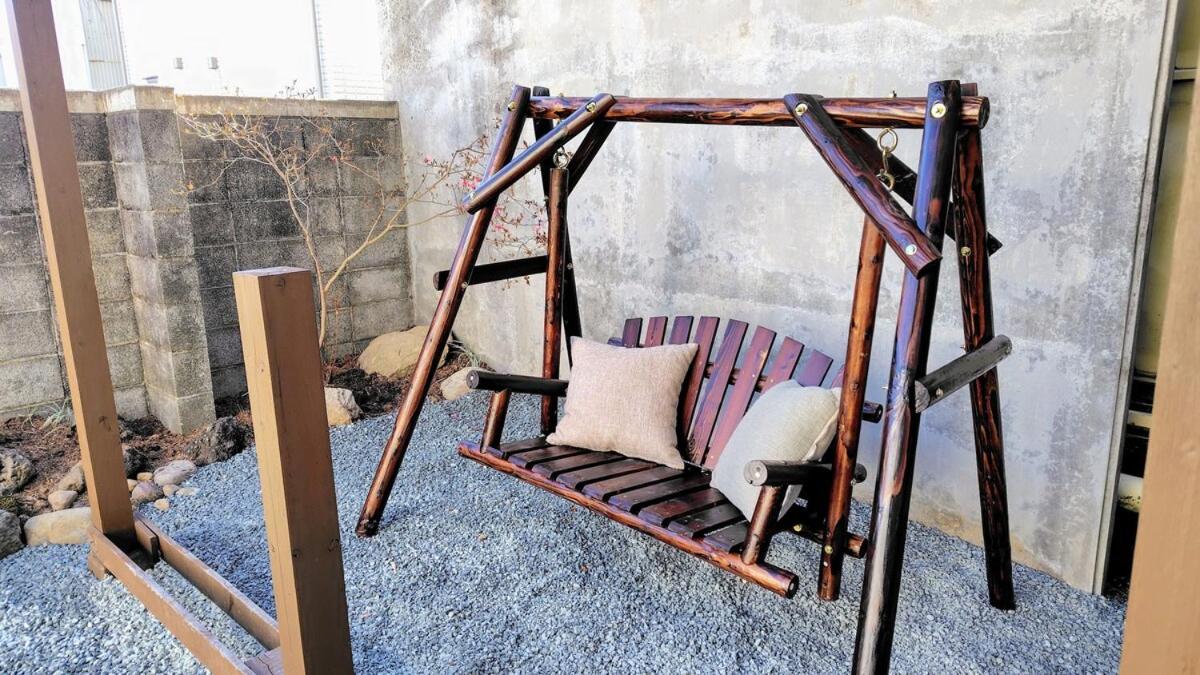 Spacious Living and Garden 10 min walk from Shizuoka station - B&B