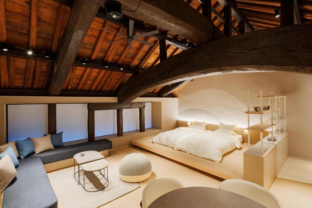 Habitación con 2 camas grandes
