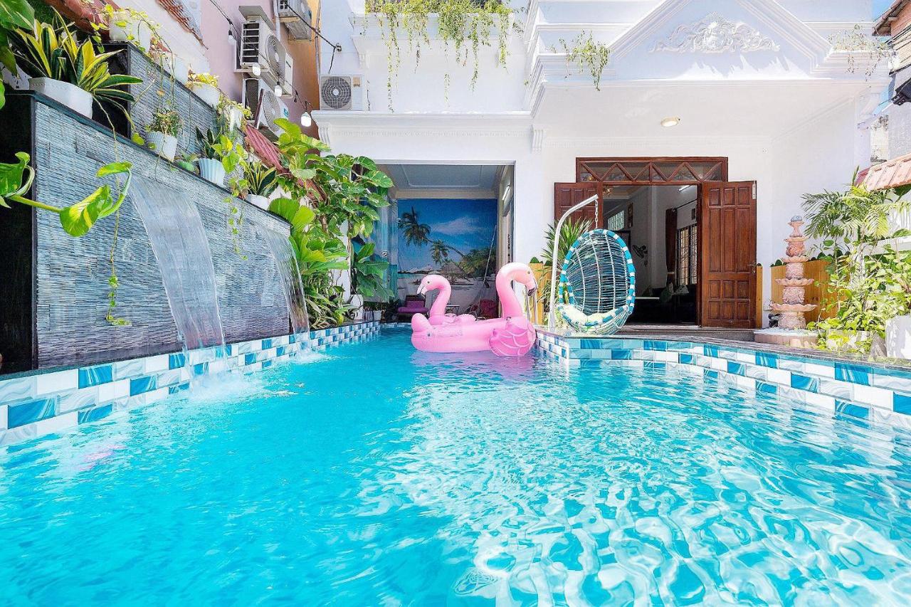Biệt Thự HỒ BƠI BIDA KARAOKE BÃI SAU - B&B