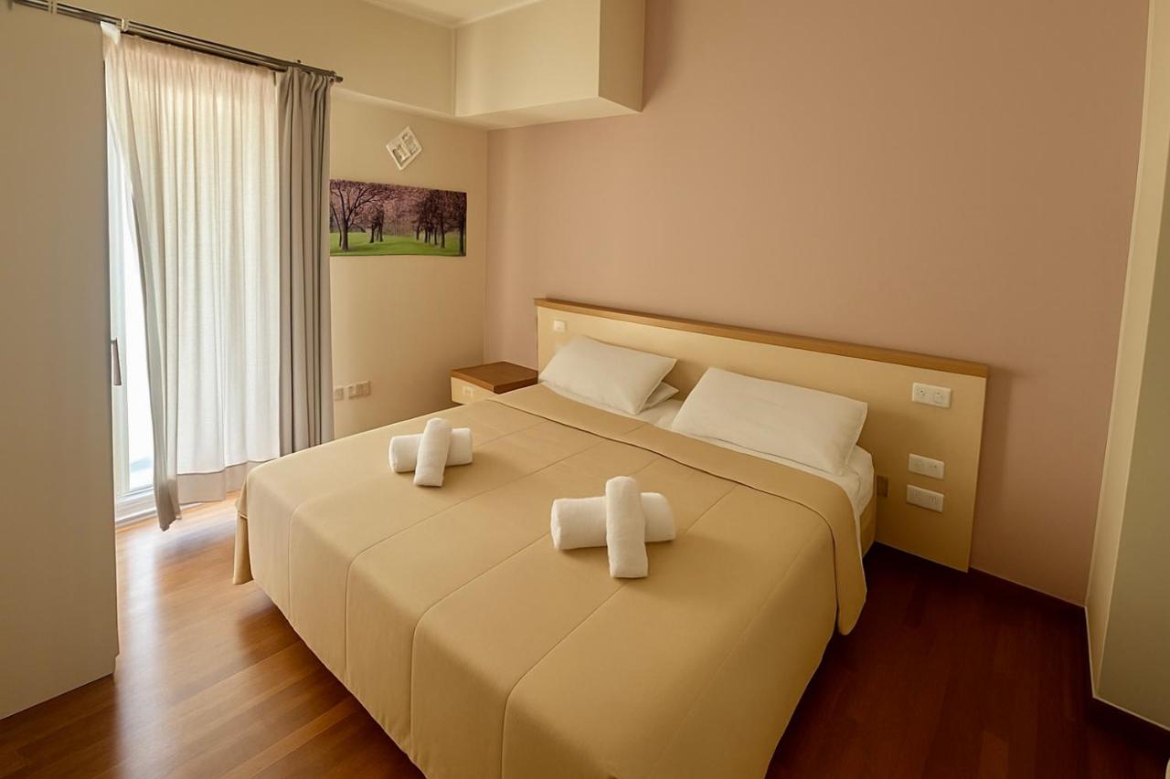 Basic Triple Room