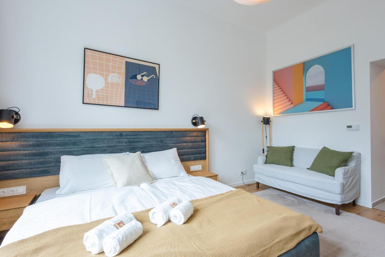 josef's home I Premium Studio I Metro Access - Chambres d'hôtes Vienne