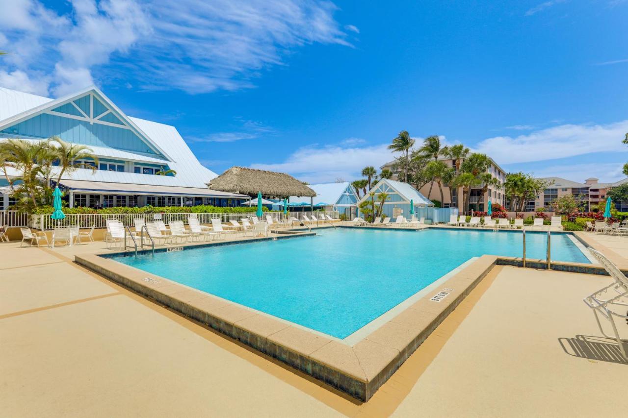 2 Mi to Jupiter Beach Condo with Lake Views - B&B Jupiter