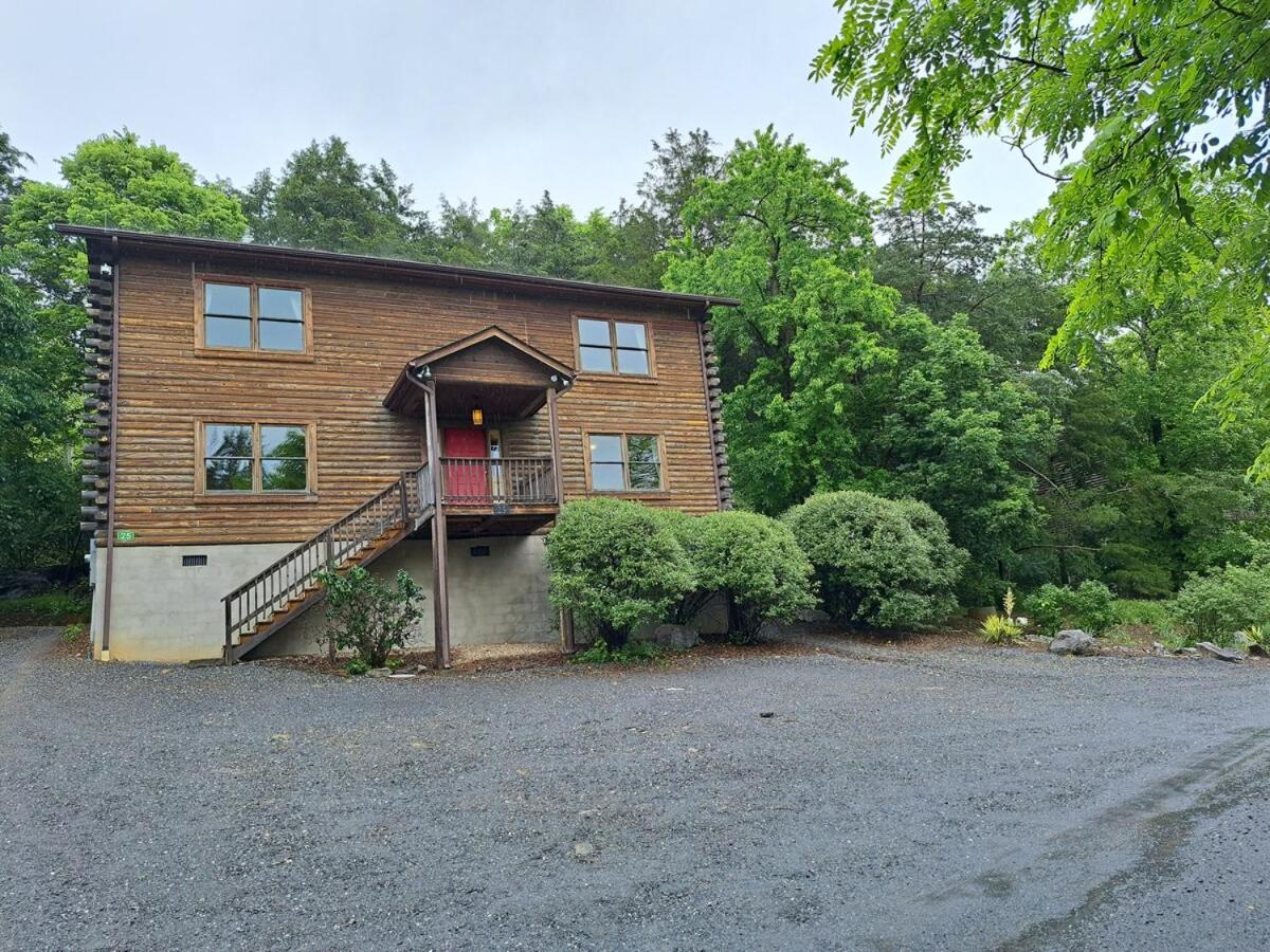 The Lewis #25 - The Cabins at Lexington - Ferienwohnung Lexington