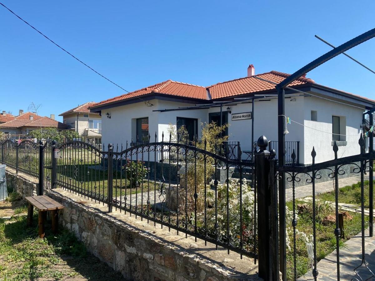 Altona North - B&B