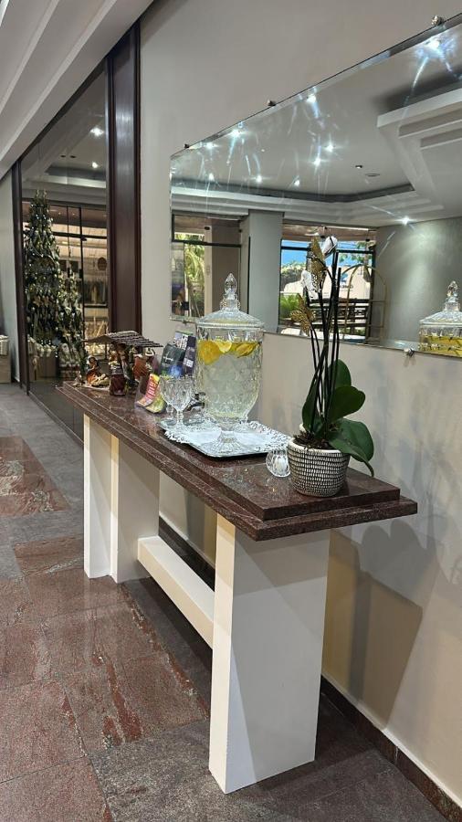 Apto guaruja com piscina aquecida - B&B Guarujá