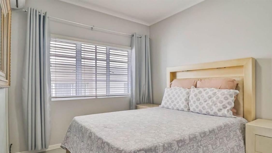 Three-Bedroom Apartment with Ocean View