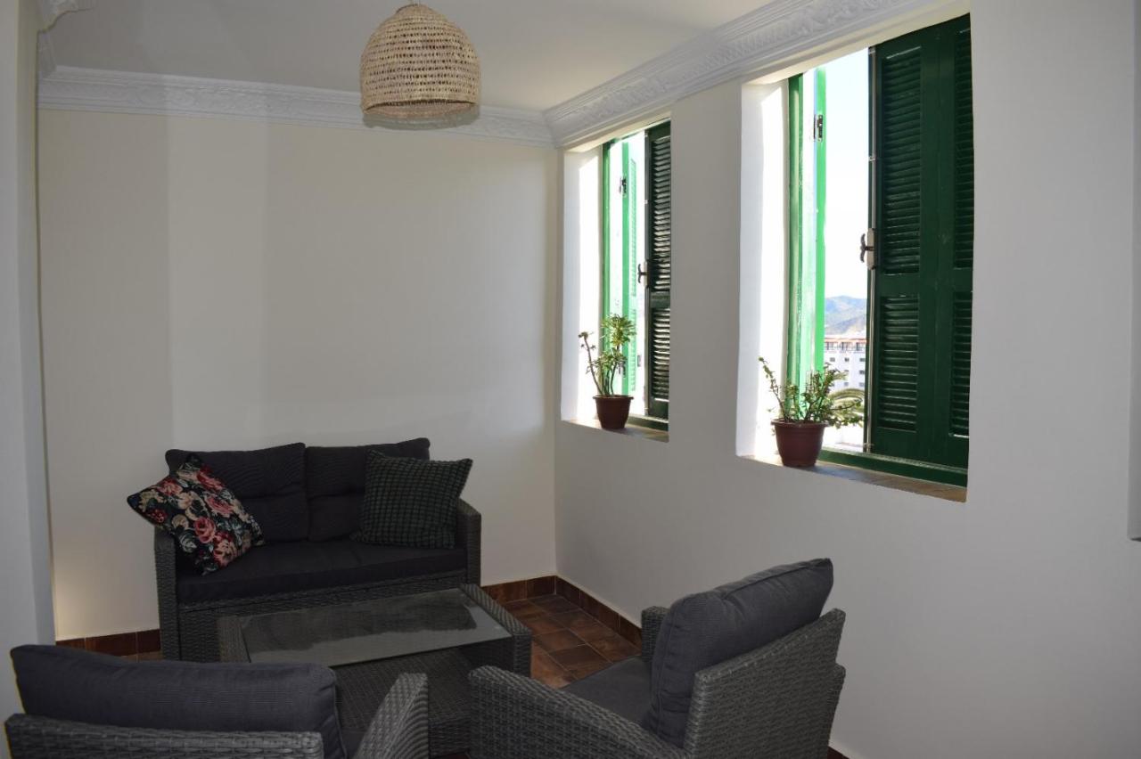 Luxurious apartment at top location with scenic mountain view - Bed and Breakfast Tétouan