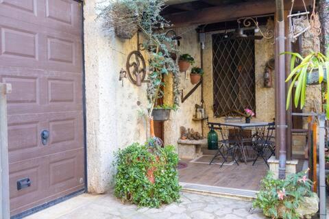 La Corte Segreta & Jacuzzi - Chambres d’hôtes Arpino