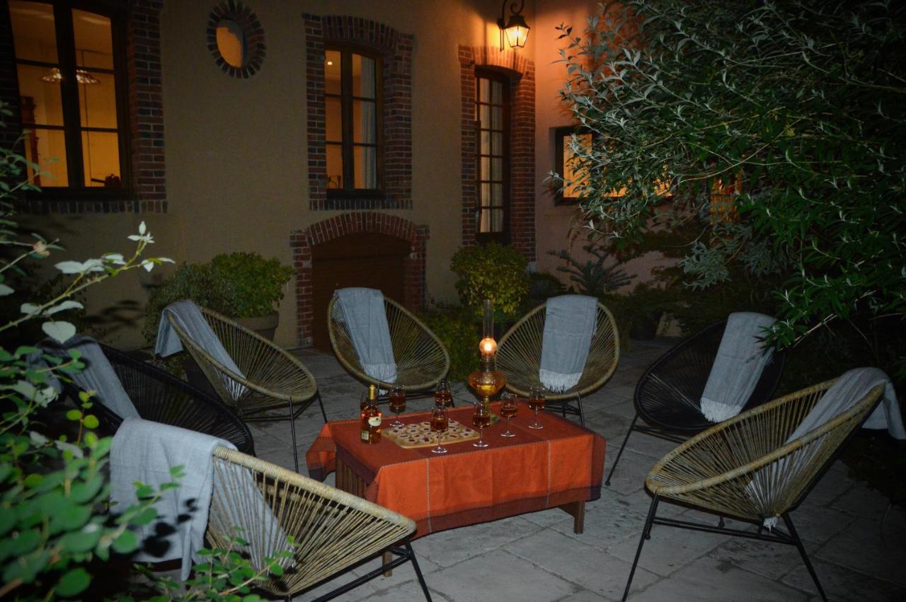 Cottage Mackinley, tout le domaine rien que pour vous ! Gîte 4 étoiles 15 pers, centre Aubigny, jardin & jeux - Bed and Breakfast