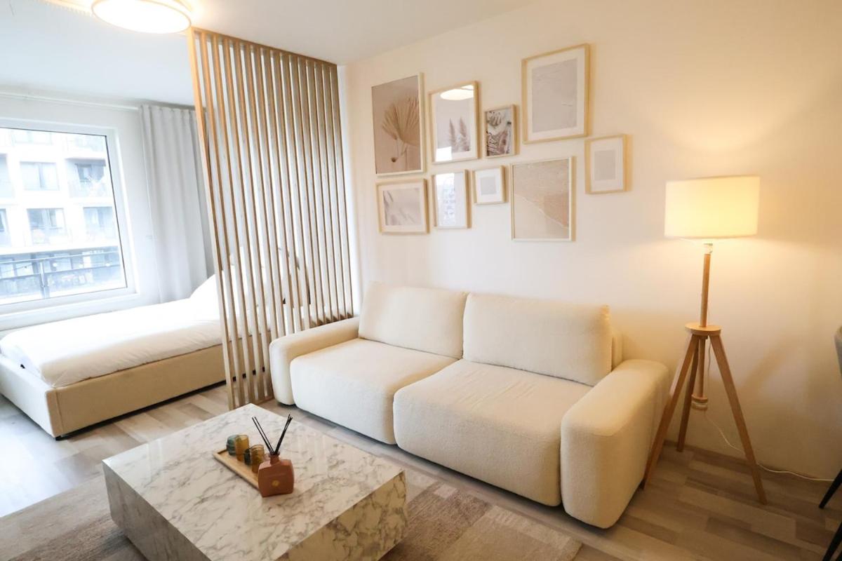 Leo Cozy Flat Big Balcony Prague - Ferienwohnung Prag