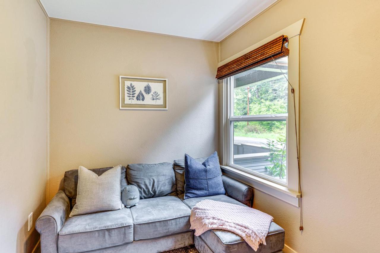 Mt Rainier Retreat 7 Mi to Park Entrance! - B&B Ashford