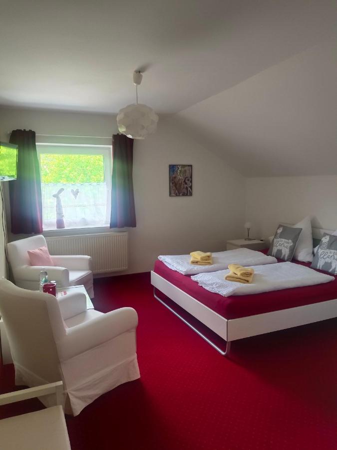 Pension Eva - Bed and Breakfast Domažlice