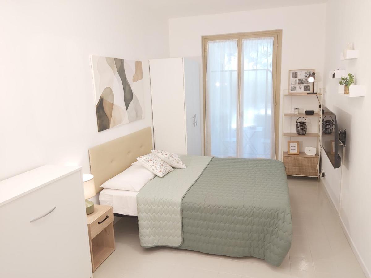 Lake Garden - NEW2025 piscina e 150m dal lago - B&B Peschiera del Garda