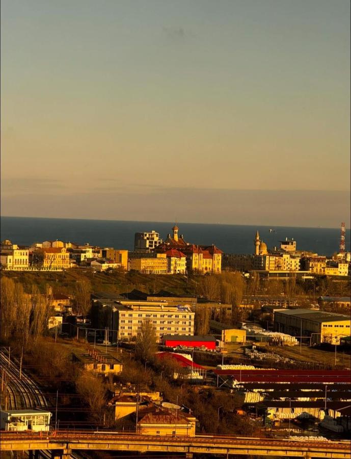 Apart 3 Camere, Centru - Bed and Breakfast Constanța