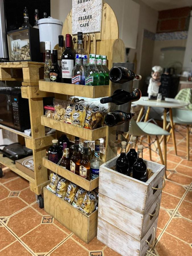 SELENE Hostal Coworking Café - B&B Medellín
