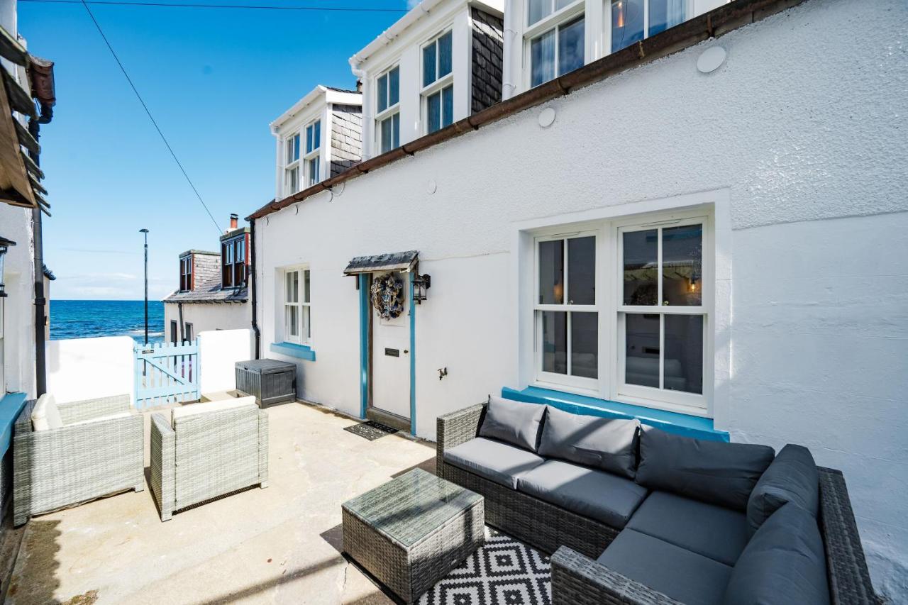 Seabreeze Cottage, 17 Seatown, Gardenstown - B&B
